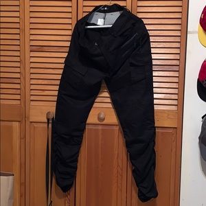 Black cargo joggers